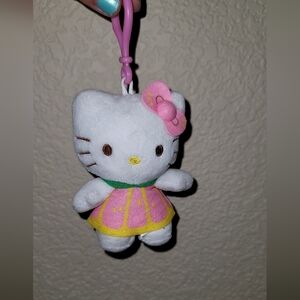 NWOT Hello Kitty Melon Keychain 🩷💛